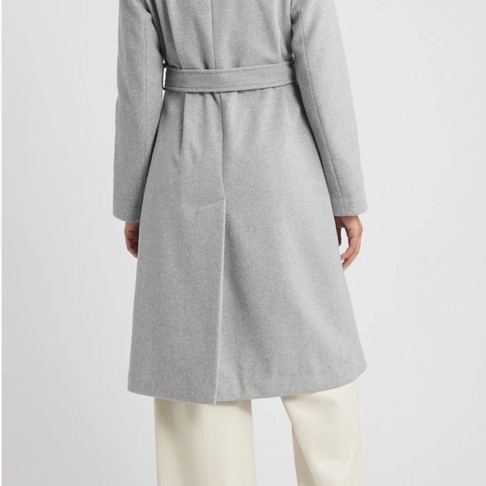 Beautiful Belted Faux Fur Collar Coat by Sam Edelman - Picture 3 of 6